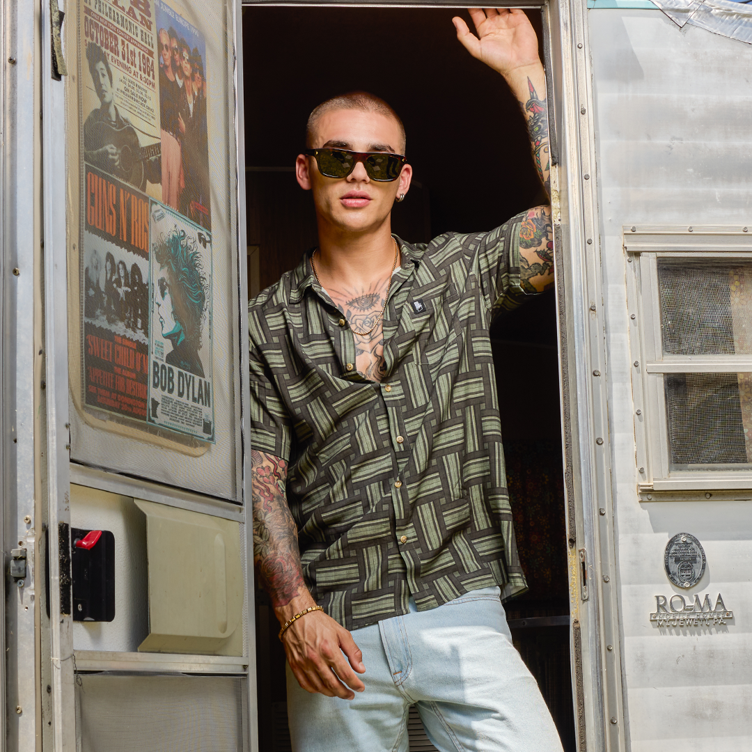 Army Tank Buttondown